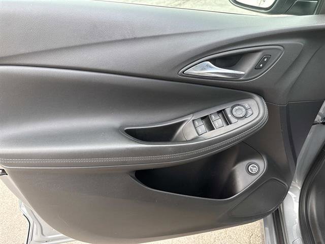 Used 2023 Buick Encore GX Select w/ Sport Touring Package image 12