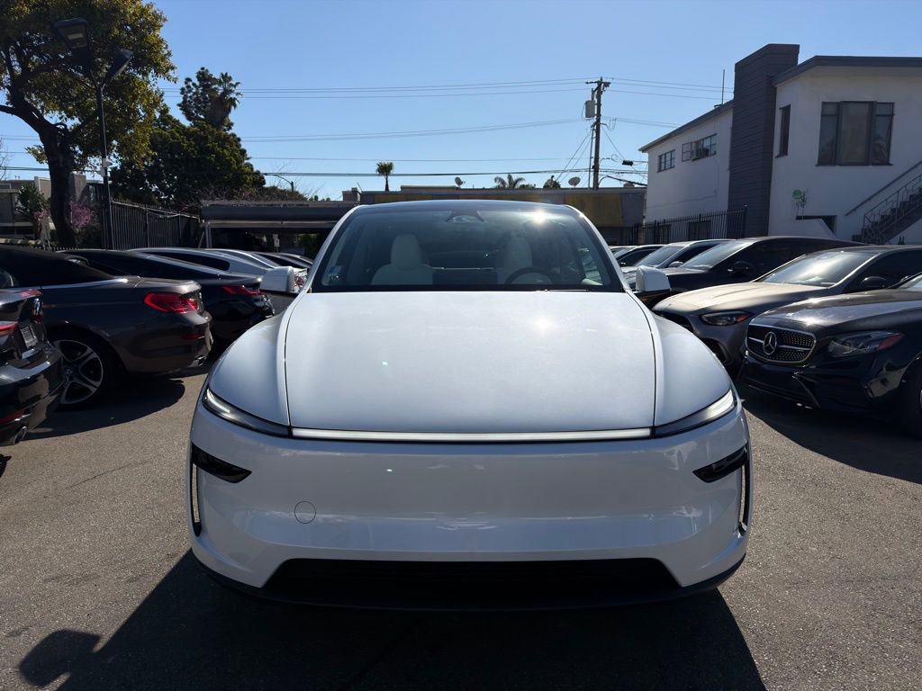 Used 2026 Tesla Model Y Long Range image 2