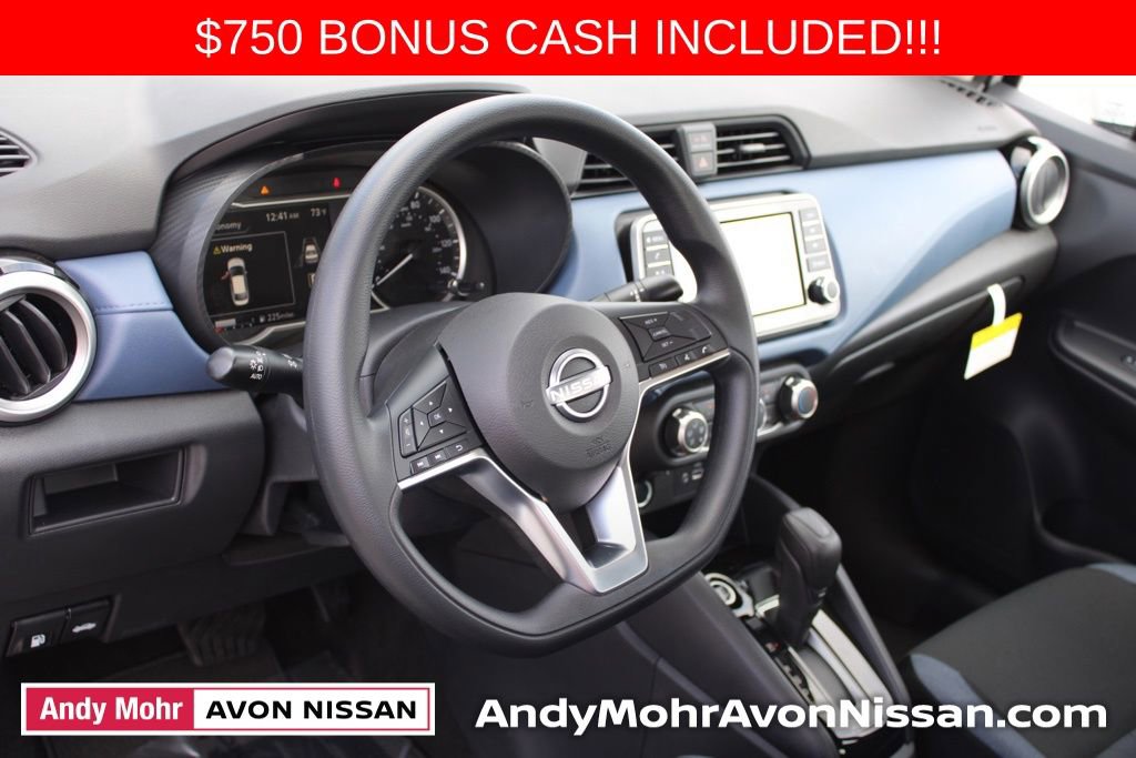 New 2025 Nissan Versa SV w/ Trunk Package image 9