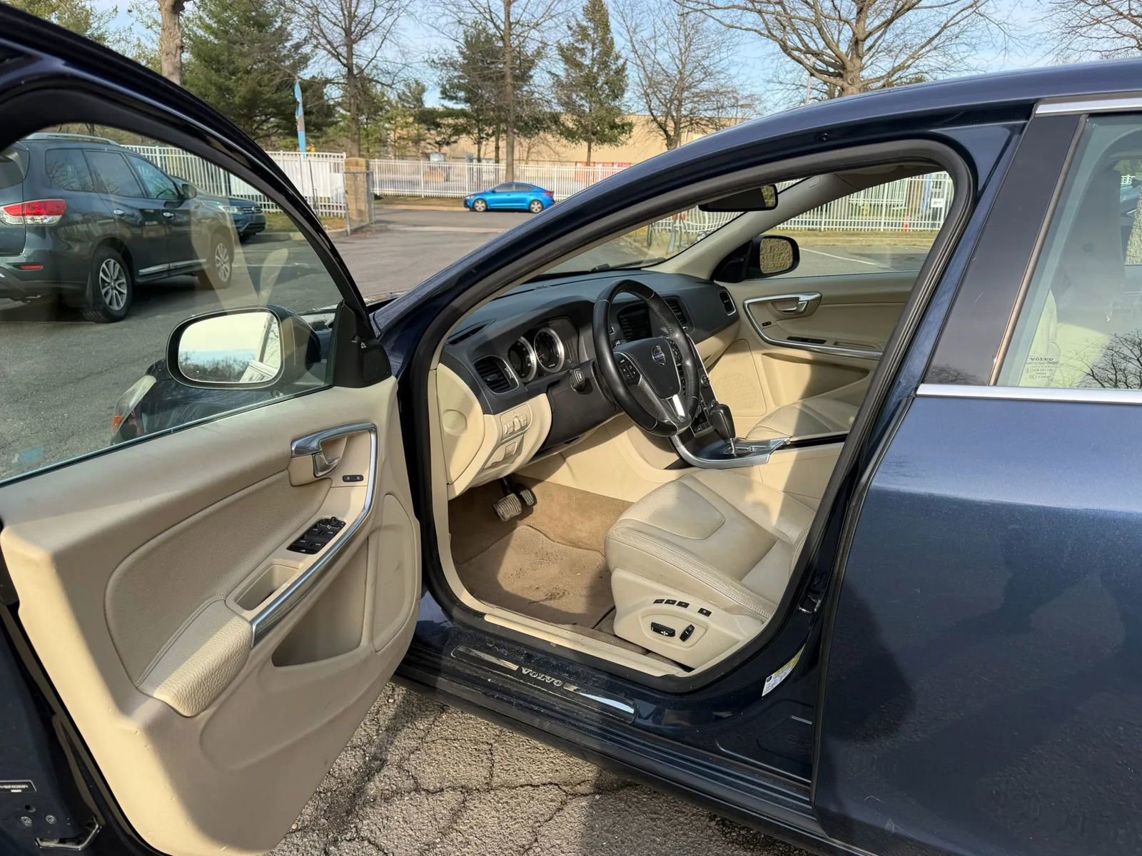 Used 2012 Volvo S60 T6 image 6