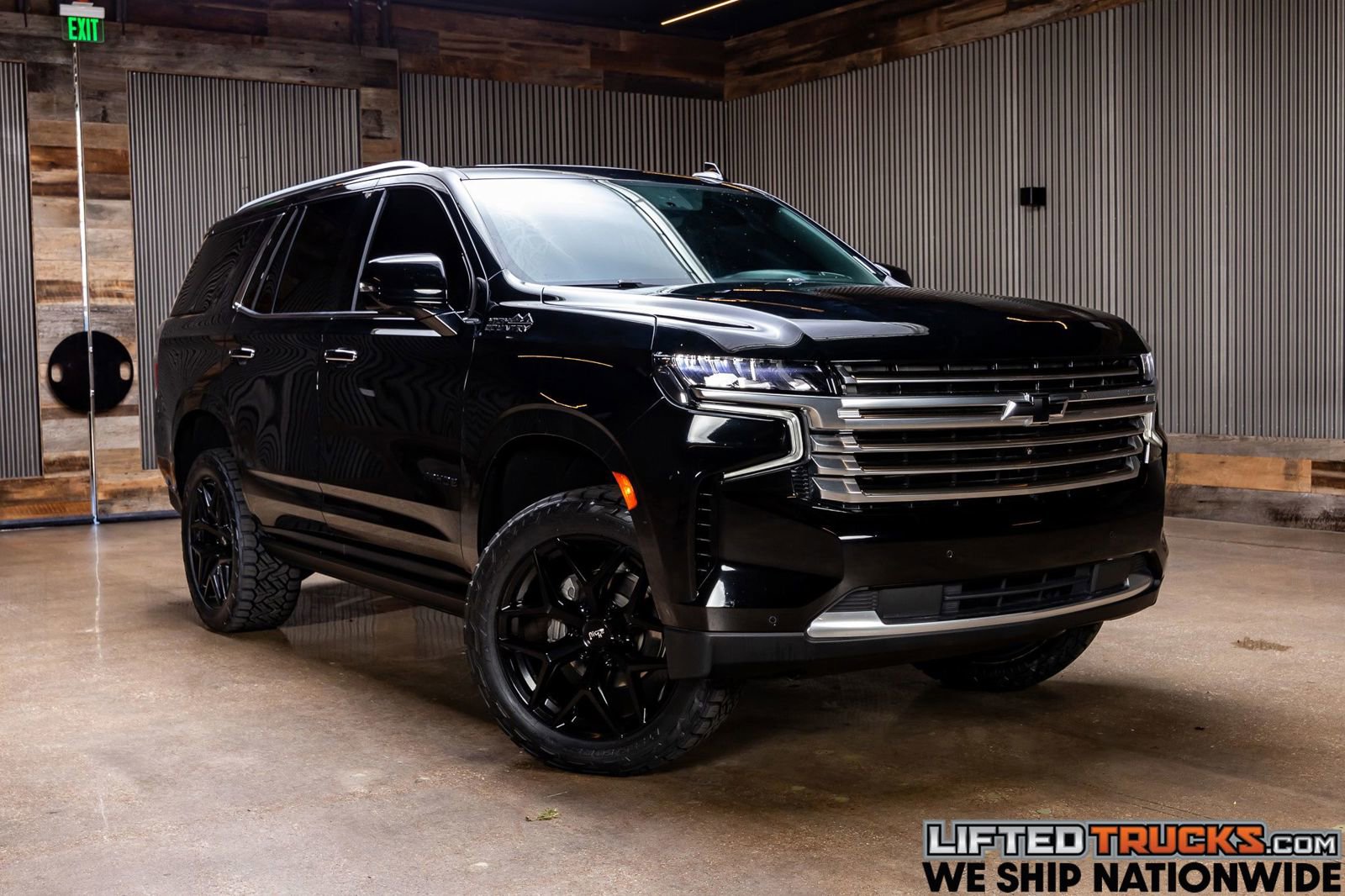 Used 2023 Chevrolet Tahoe High Country AWD/4WD image 1