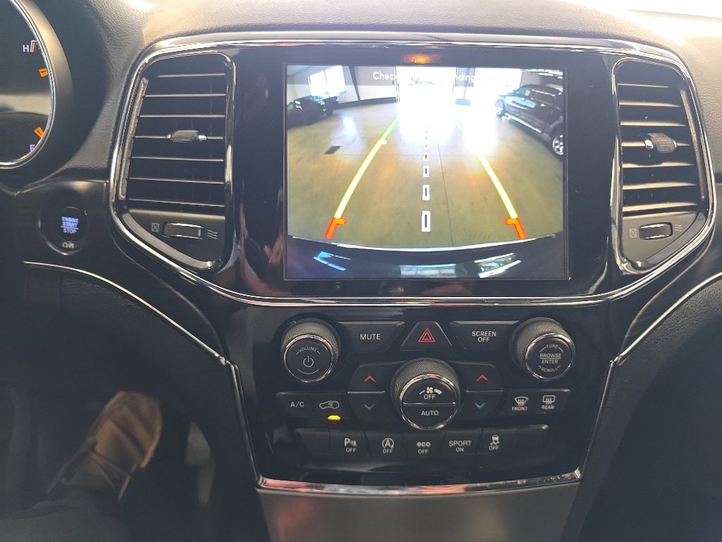 Used 2019 Jeep Grand Cherokee Limited w/ Trailer Tow Group IV AWD/4WD image 13