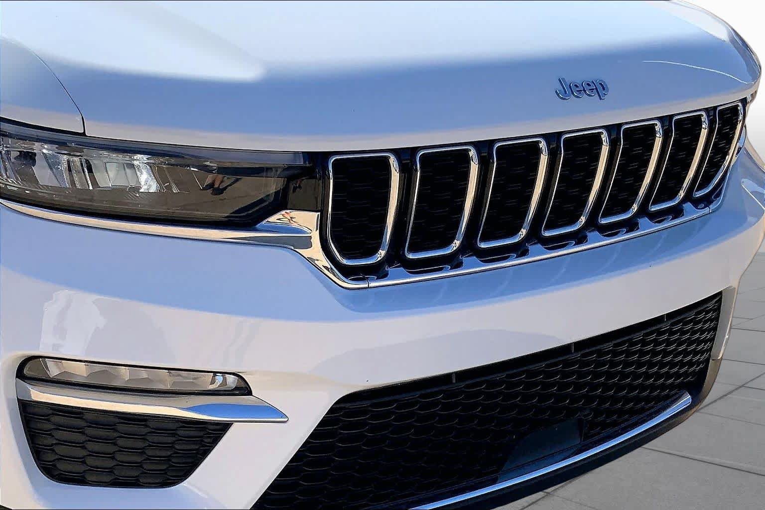 Used 2022 Jeep Grand Cherokee Limited 4xe AWD/4WD image 28