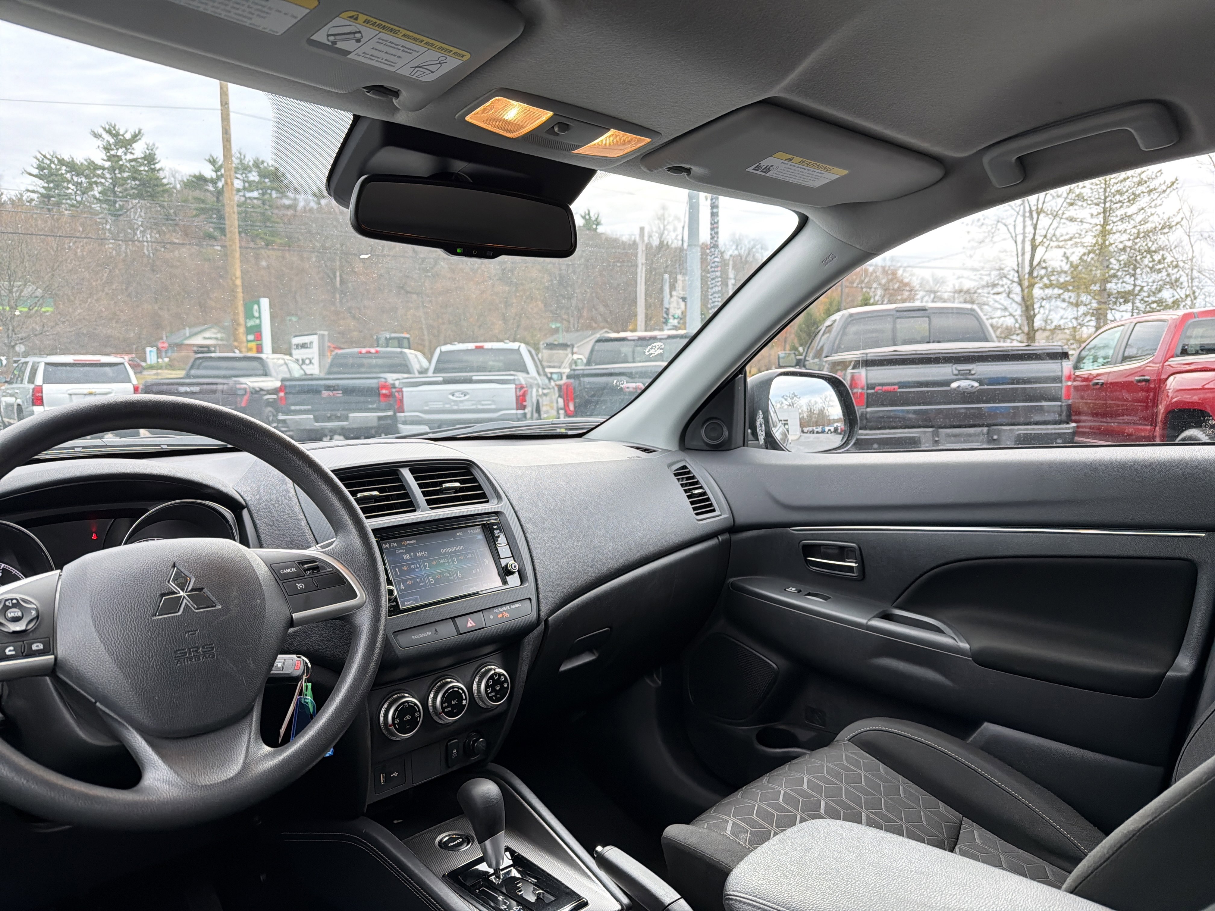 Used 2024 Mitsubishi Outlander Sport ES image 15