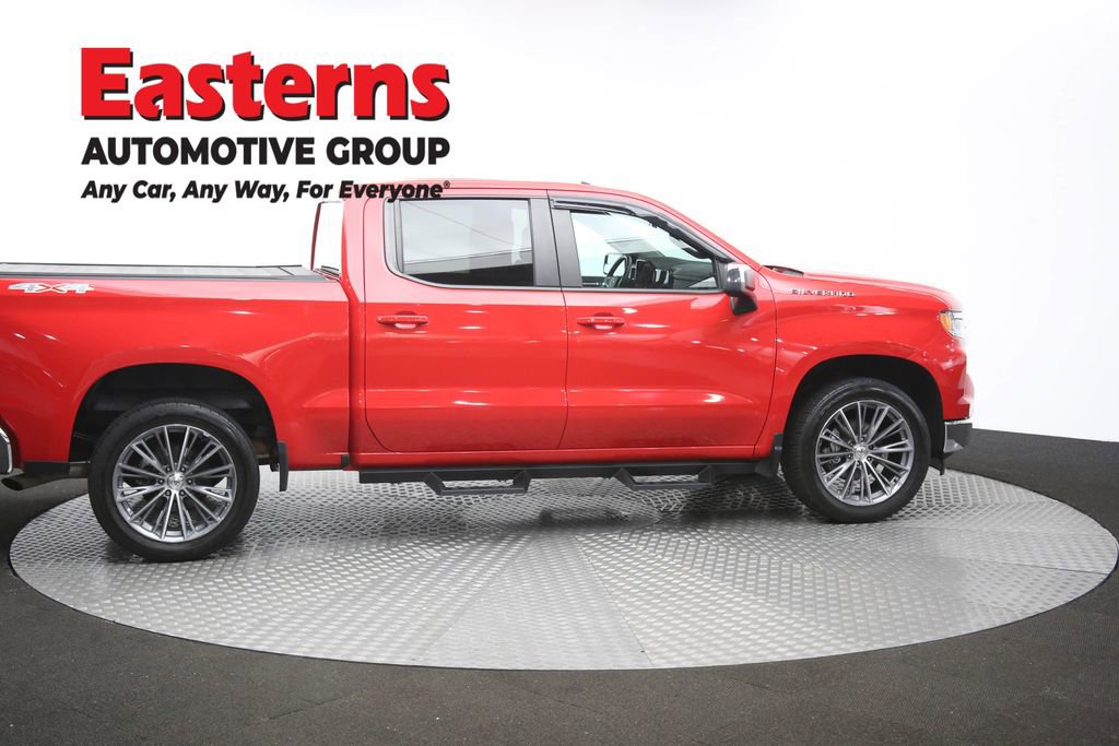 Used 2022 Chevrolet Silverado 1500 LT AWD/4WD image 51