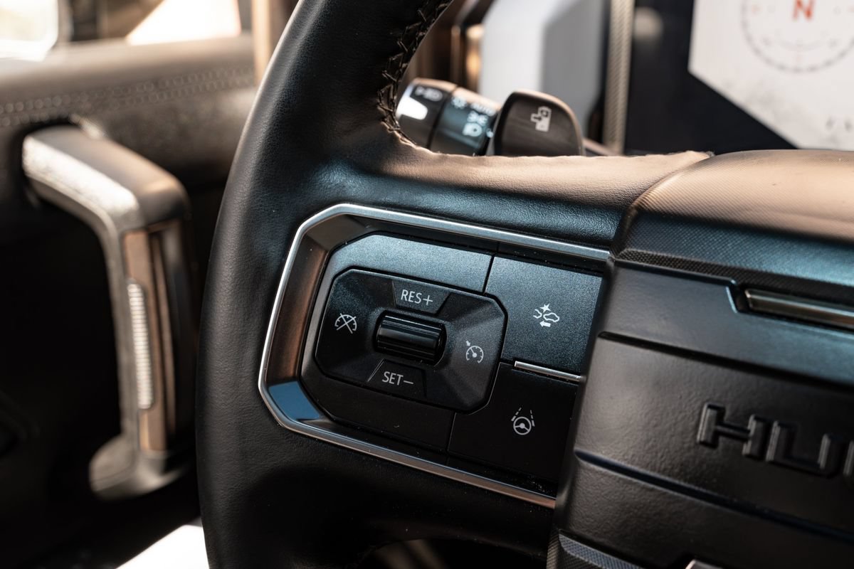 Used 2024 GMC Hummer EV 3X AWD/4WD image 21