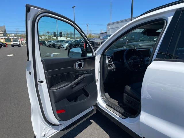 Used 2023 Kia Sorento SX AWD/4WD image 36