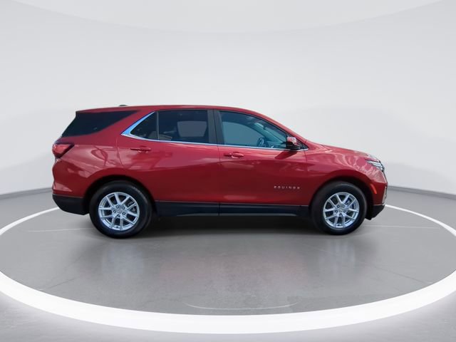 Used 2024 Chevrolet Equinox LT w/ LPO, Floor Liner Package FWD image 9