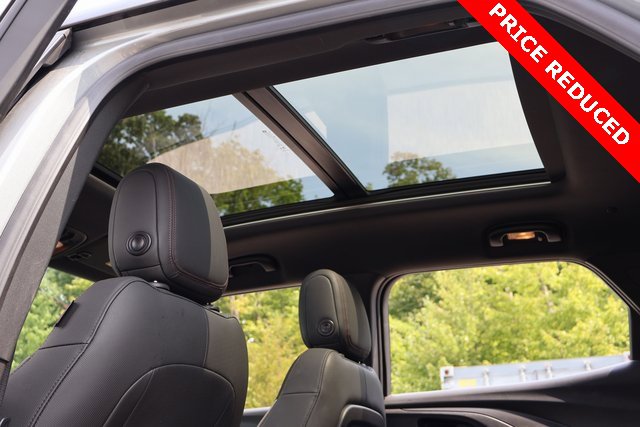 Used 2023 Chevrolet TrailBlazer RS w/ Sun and Liftgate Package image 20