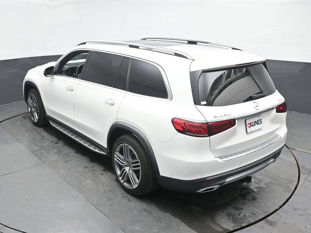 Used 2022 Mercedes-Benz GLS 450 4MATIC image 41