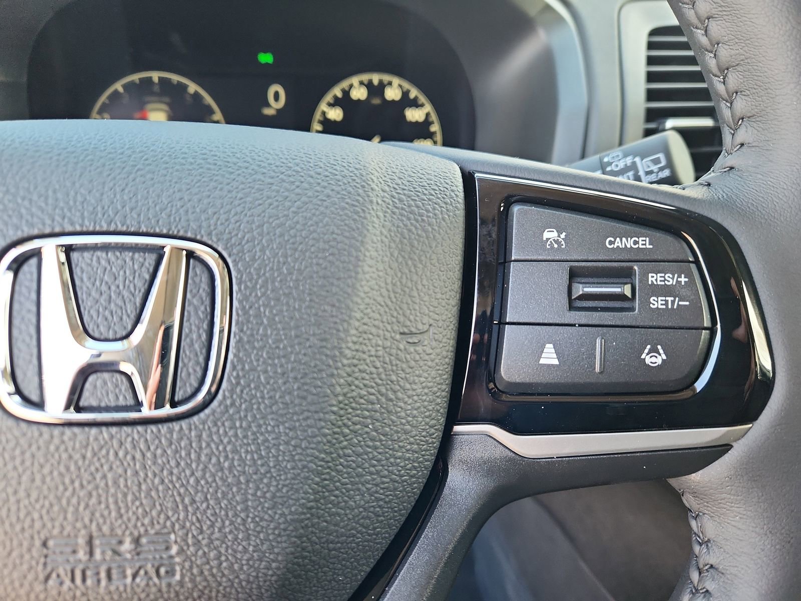 New 2026 Honda Odyssey Touring image 16