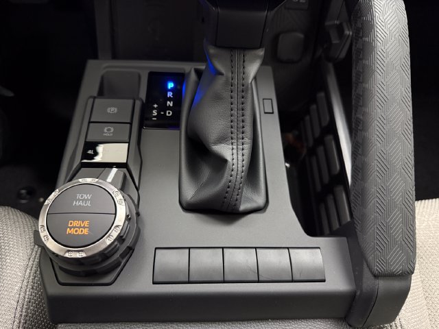 New 2026 Toyota 4Runner SR5 AWD/4WD image 20