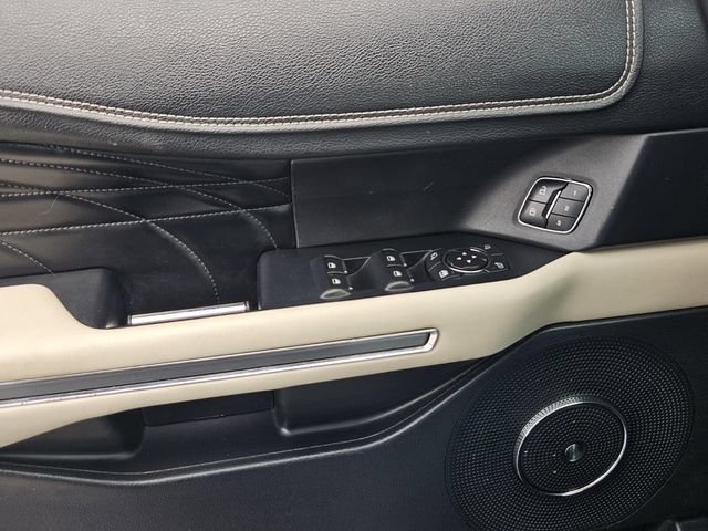 Used 2018 Ford Expedition Platinum RWD image 35