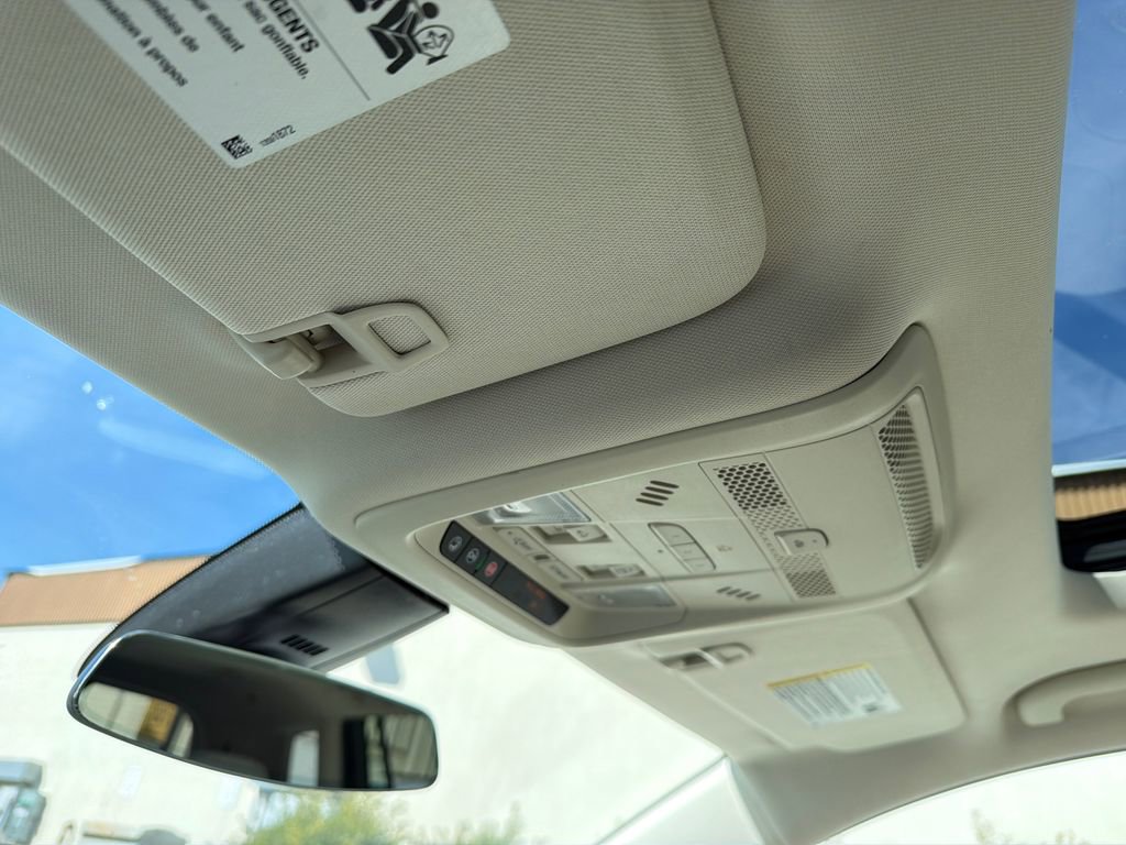 Used 2020 Cadillac XT6 Premium Luxury w/ LPO, Floor Liner Package image 35