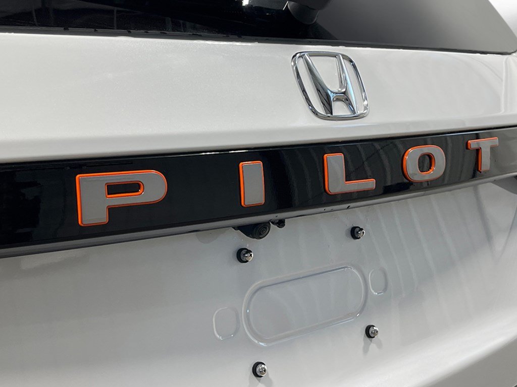 New 2026 Honda Pilot TrailSport image 11