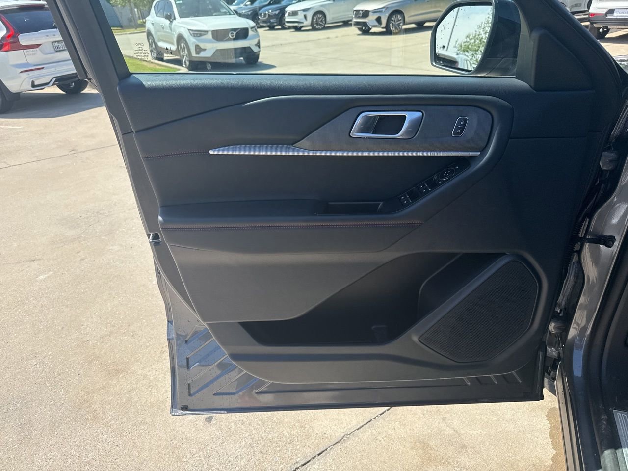 Used 2025 Ford Explorer ST-Line image 20