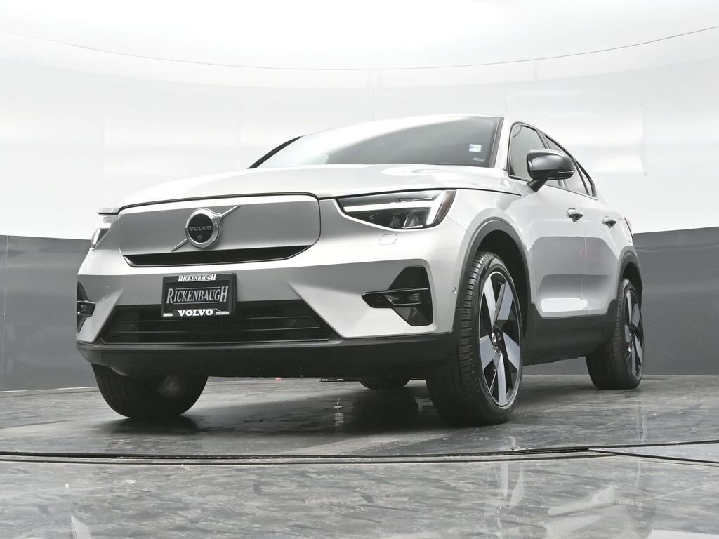 Used 2023 Volvo C40 P8 Recharge Ultimate image 19