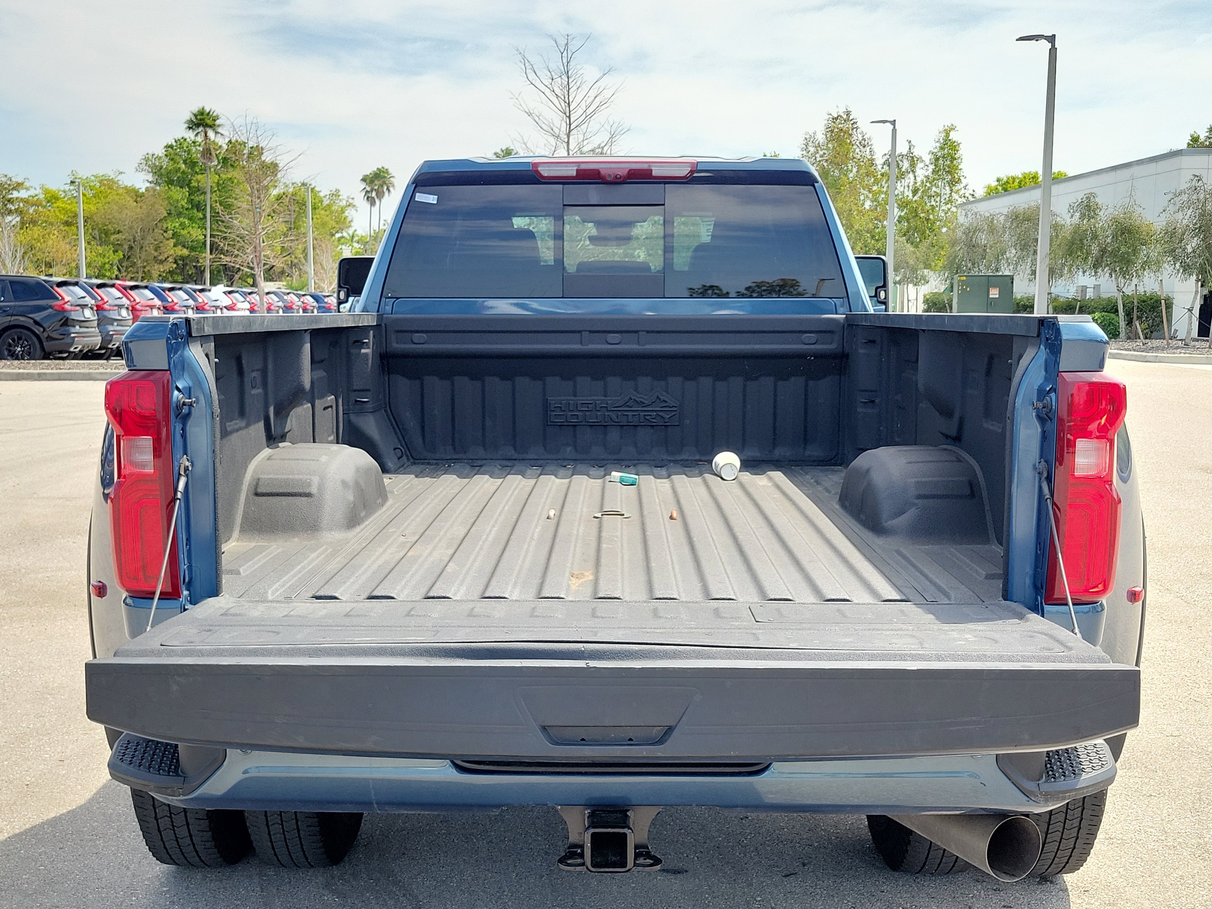 Used 2024 Chevrolet Silverado 3500 High Country w/ Technology Package image 12