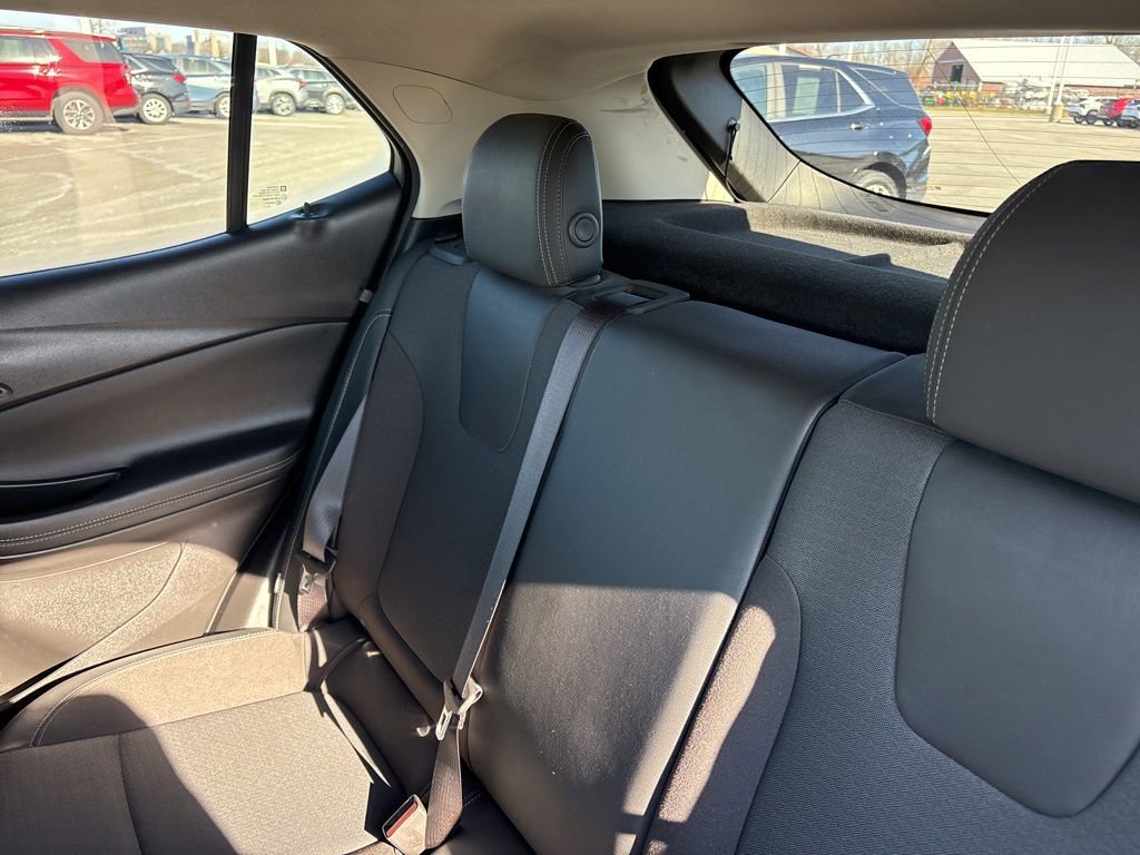 Used 2021 Buick Encore GX Preferred w/ Cold Weather Comfort Package FWD image 15