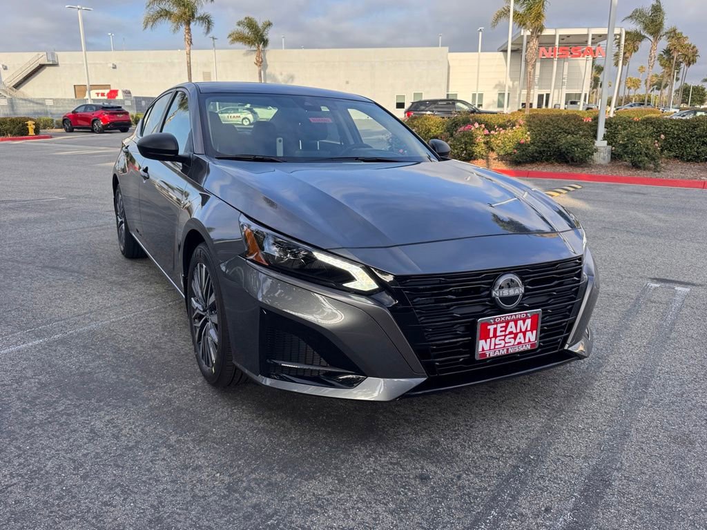 New 2026 Nissan Altima 2.5 SV FWD image 2