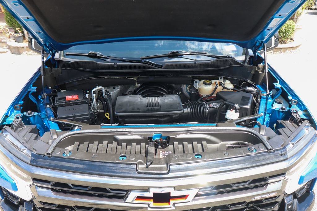 Used 2022 Chevrolet Silverado 1500 ZR2 AWD/4WD image 11