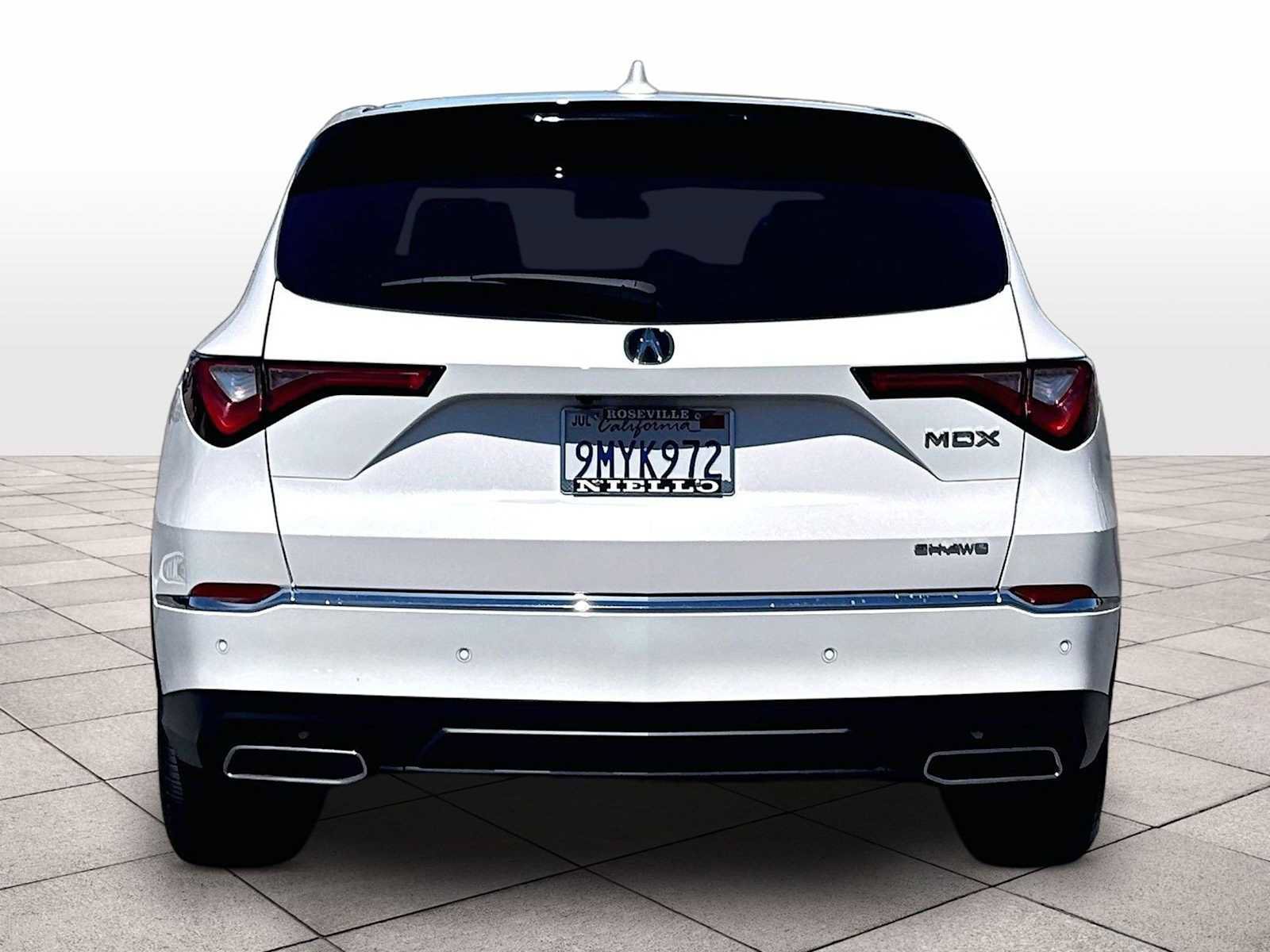Used 2024 Acura MDX SH-AWD w/ Technology Package image 7