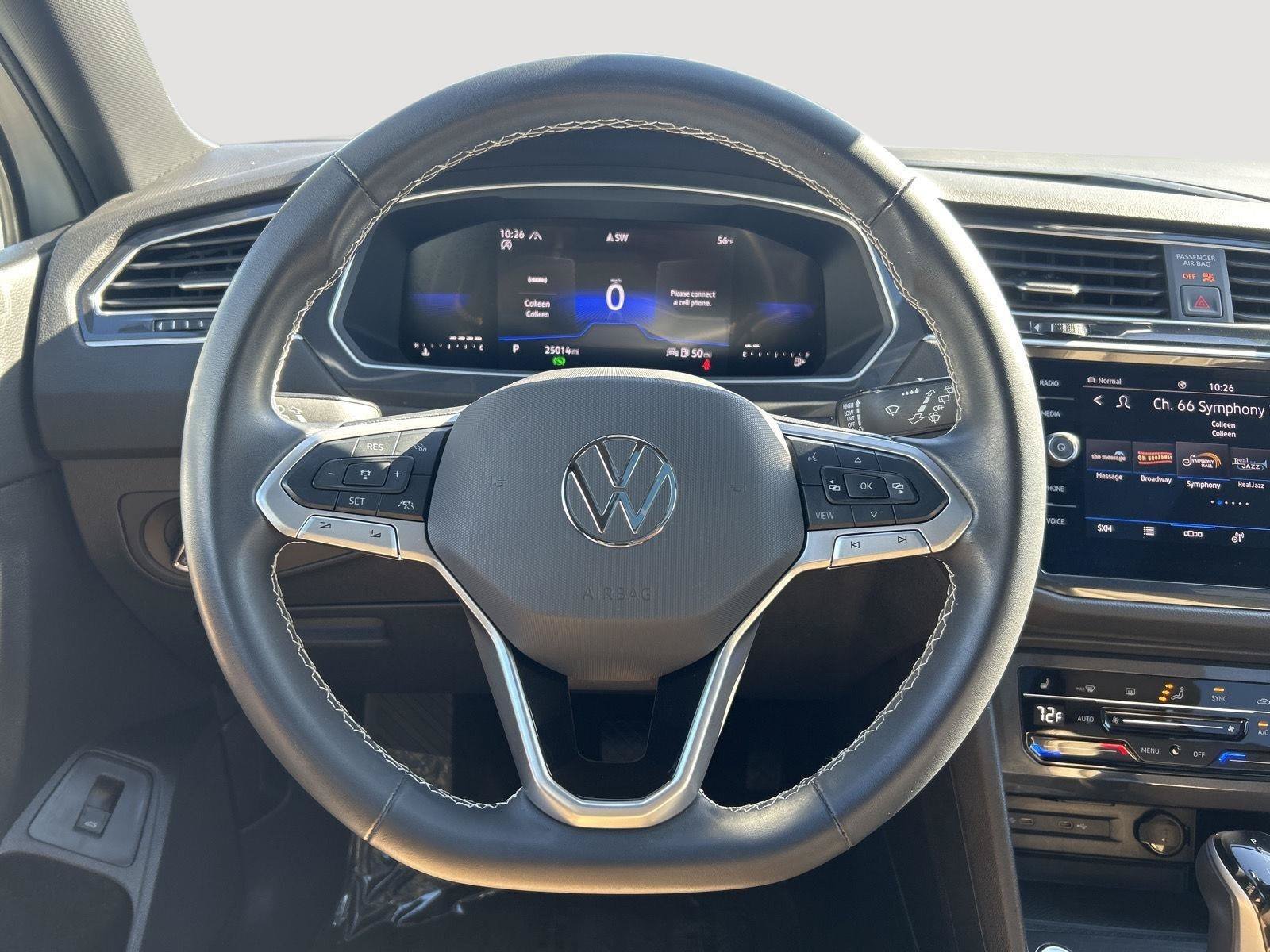 Certified 2024 Volkswagen Tiguan SE w/ Panoramic Sunroof Package AWD/4WD image 13