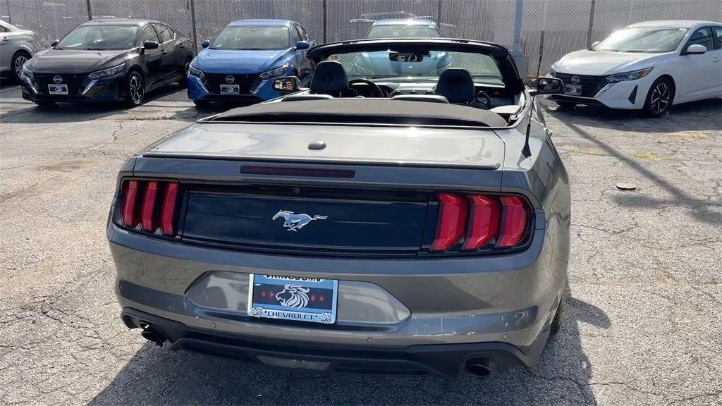 Used 2022 Ford Mustang Premium image 5