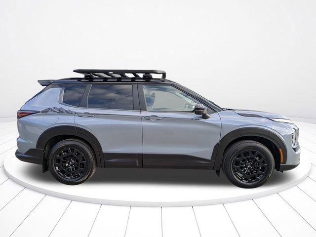 New 2026 Mitsubishi Outlander Trail Edition image 3