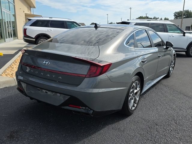 Certified 2022 Hyundai Sonata SEL w/ Convenience Package FWD image 4