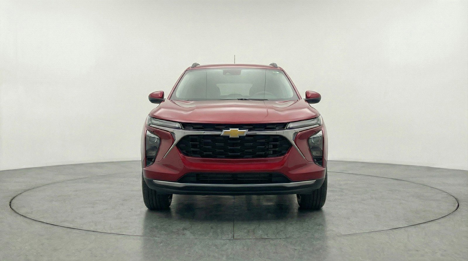 Used 2025 Chevrolet Trax LT w/ LT Convenience Package image 2
