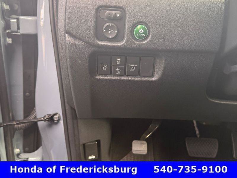 Certified 2025 Honda Ridgeline Sport image 28