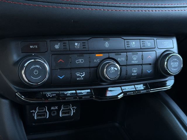 Used 2024 Dodge Durango GT AWD/4WD image 28