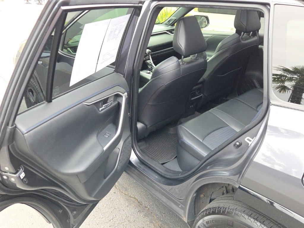 Used 2020 Toyota RAV4 XSE image 15