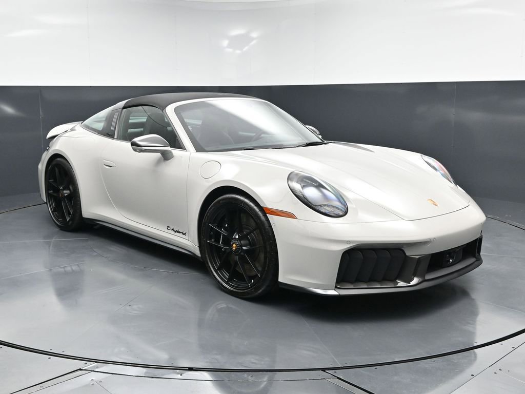 Certified 2026 Porsche 911 Targa 4 GTS AWD/4WD image 11