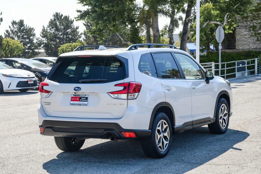 Used 2023 Subaru Forester Premium AWD/4WD image 9