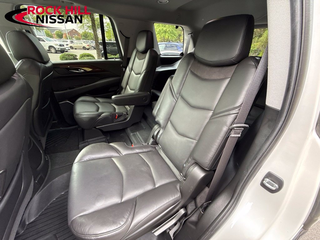 Used 2020 Cadillac Escalade Luxury AWD/4WD image 27