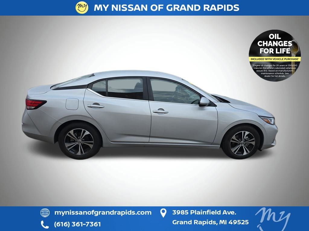Used 2022 Nissan Sentra SV w/ Trunk Package image 18
