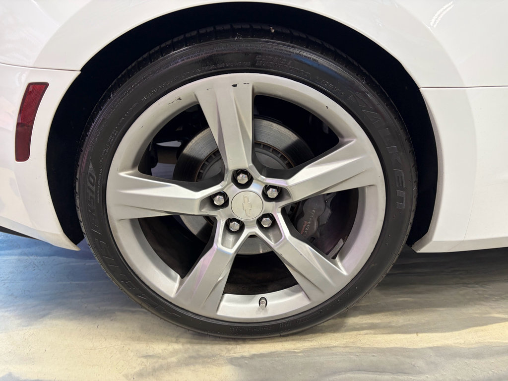 Used 2017 Chevrolet Camaro SS RWD image 27