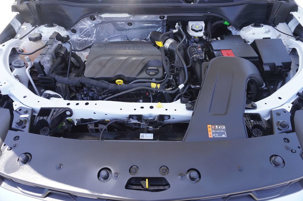 Used 2025 Chevrolet Trax LS FWD image 21