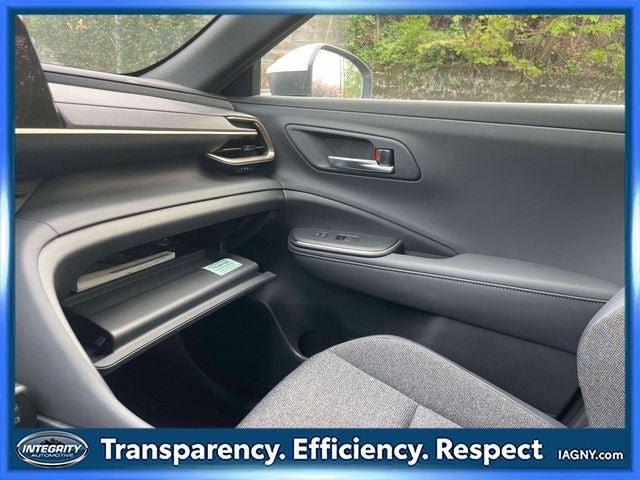 Used 2023 Toyota Crown AWD/4WD image 33