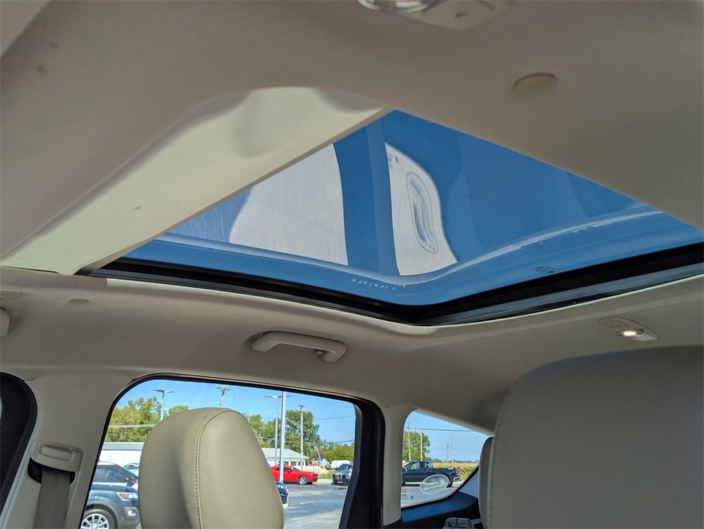 Used 2014 Ford C-MAX SEL image 21