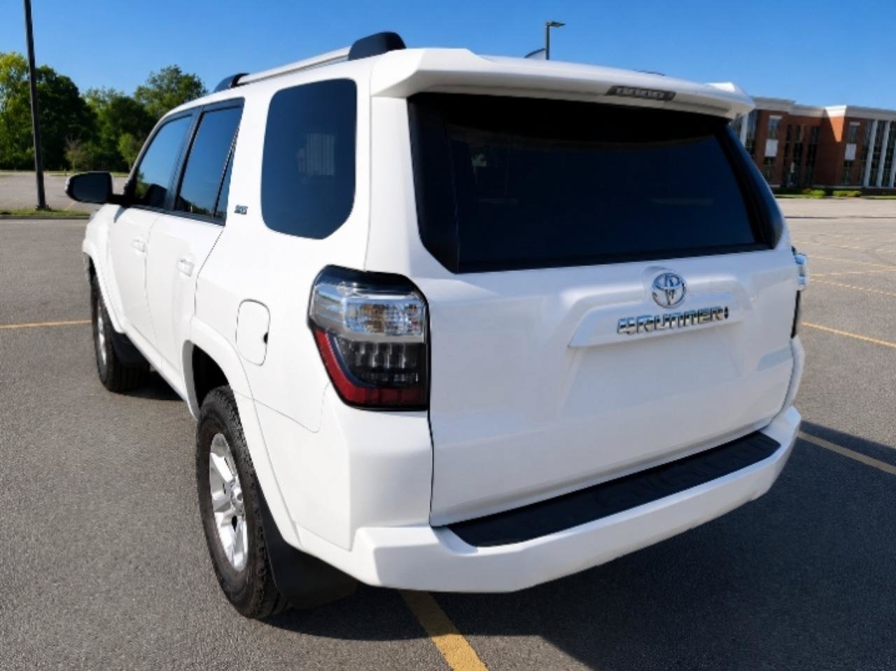 Used 2020 Toyota 4Runner SR5 Premium AWD/4WD image 5