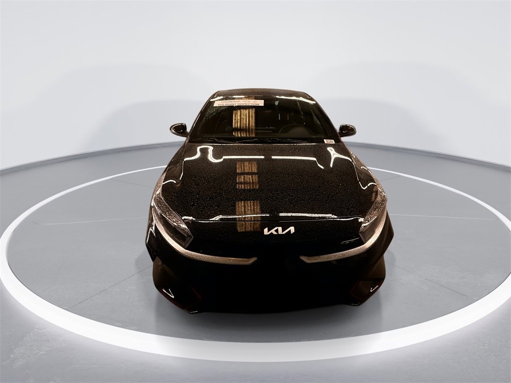 Used 2024 Kia Forte GT image 3