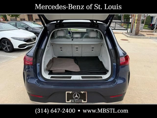 Certified 2023 Mercedes-Benz EQE 350+ 4MATIC SUV w/ Exclusive Trim Package image 8