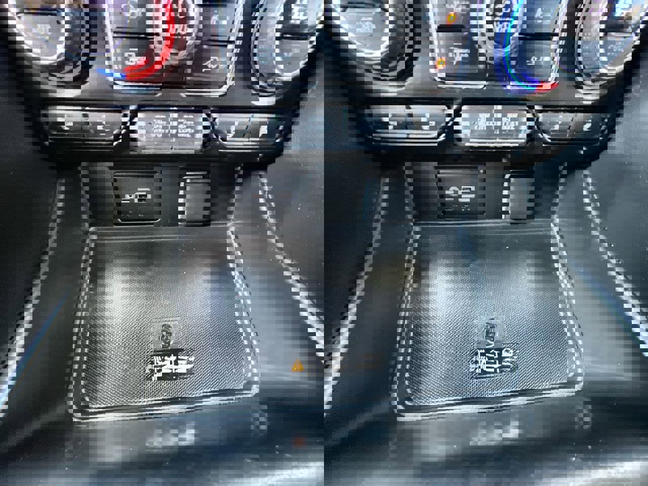 Used 2022 Chevrolet Suburban LT image 35