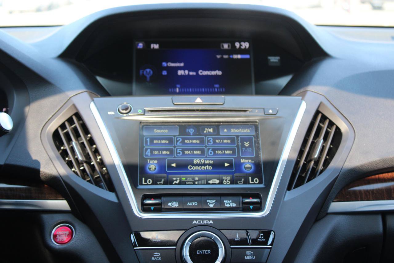 Used 2017 Acura MDX SH-AWD image 11