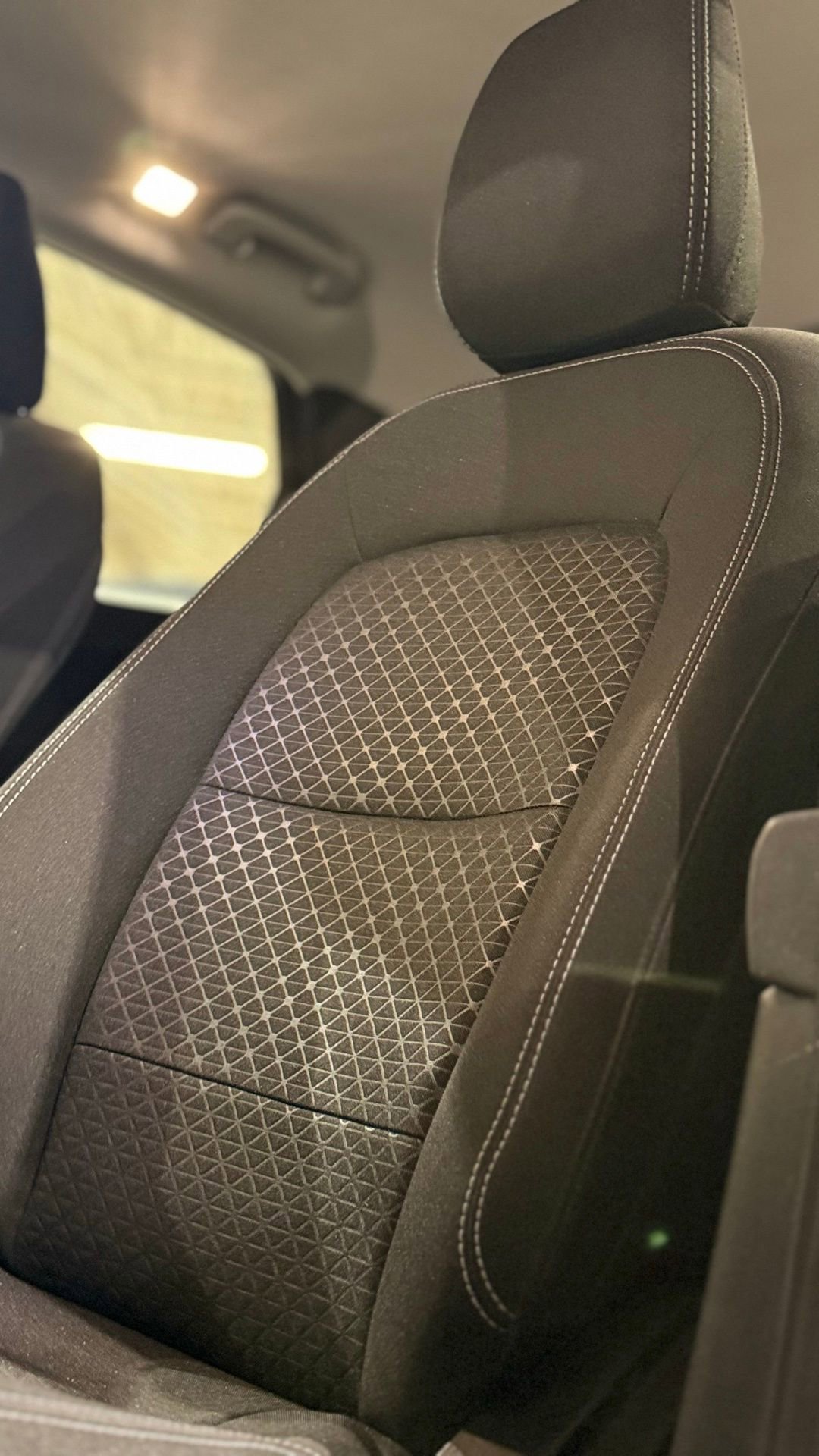 Used 2025 Ford Escape Active image 38