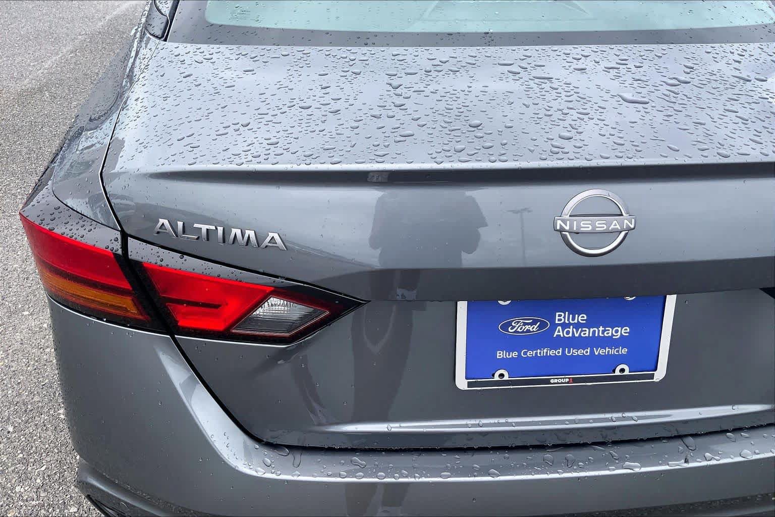 Used 2025 Nissan Altima 2.5 SV FWD image 30
