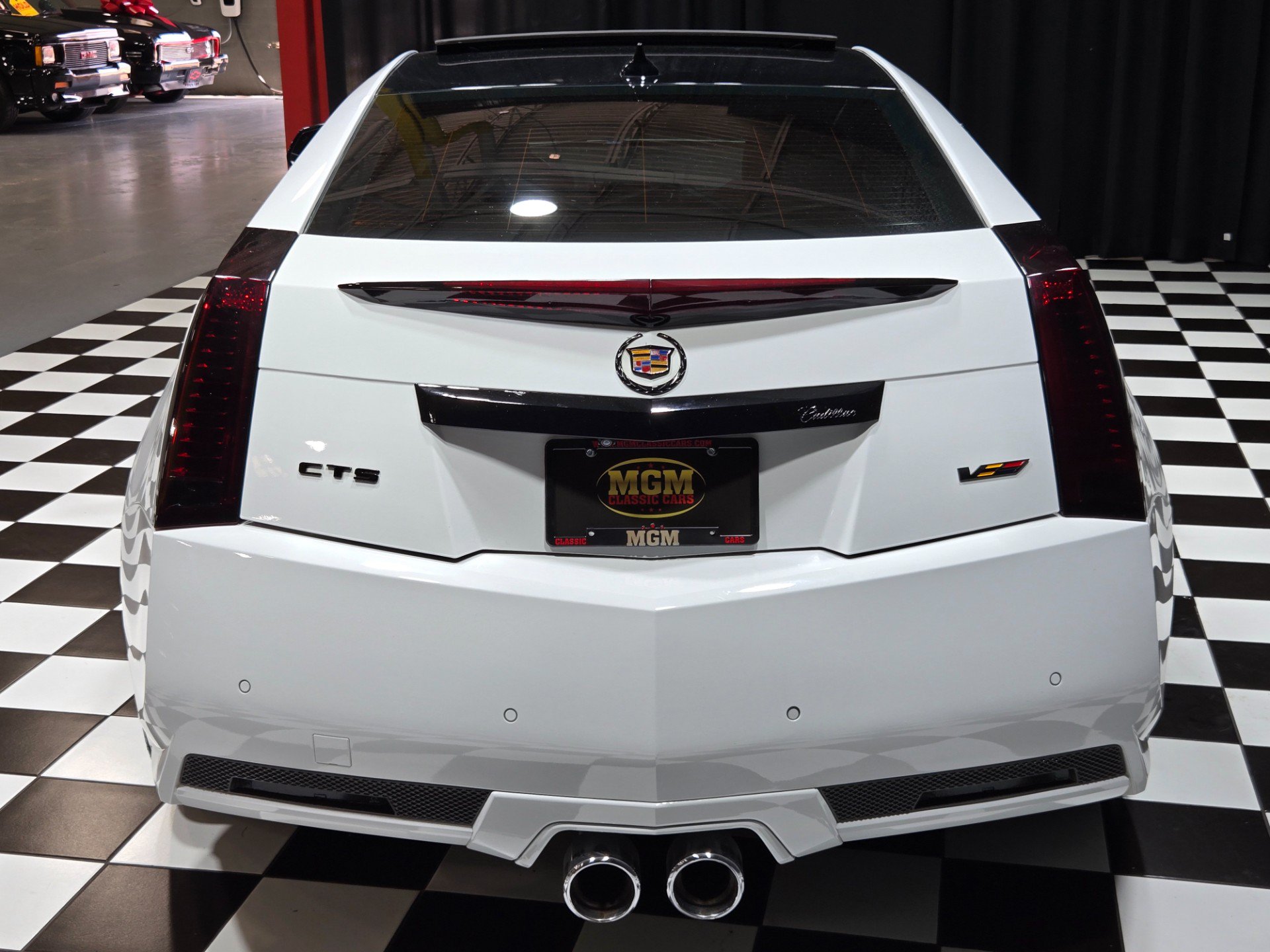Used 2012 Cadillac CTS V w/ Wood Trim Package RWD image 5